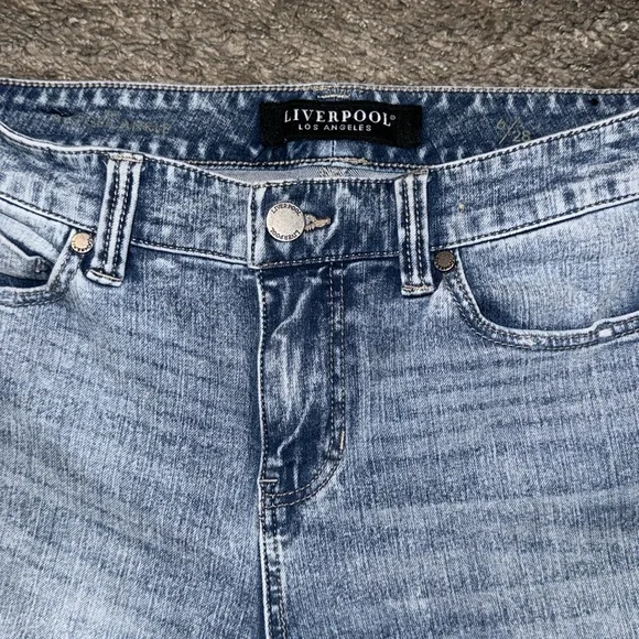 Liverpool Los Angeles 👖 love the feel//feel the ❤️ - Picture 2 of 5